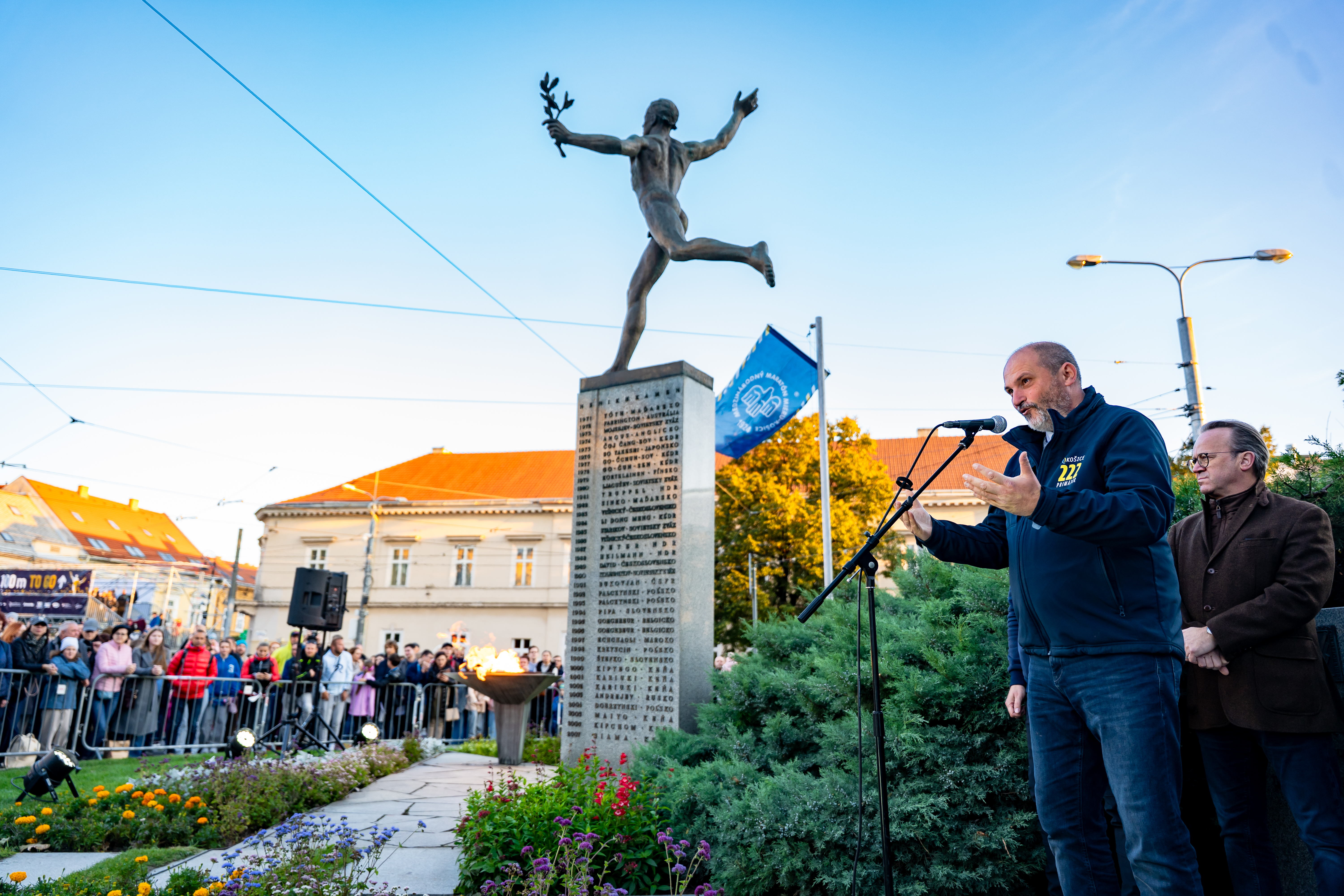 Slavnostne zapalenie Maratonskeho ohna -43